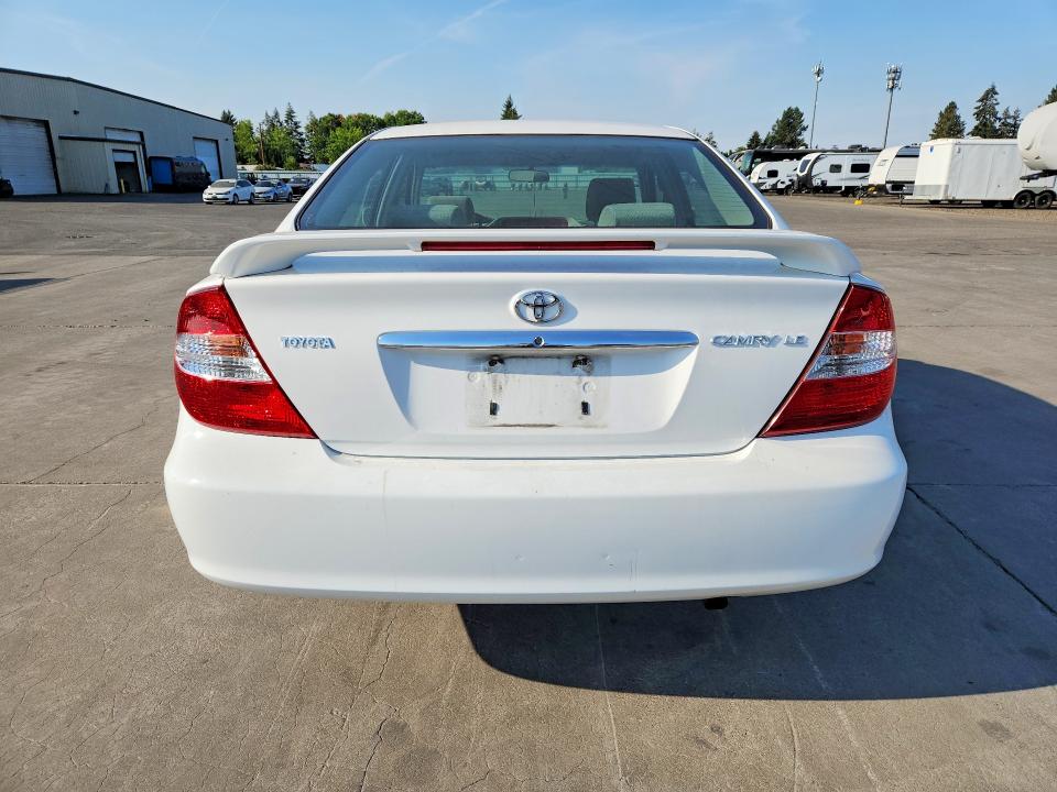 Photo 6 from auction – 2004 TOYOTA CAMRY with VIN JTDBE32K240264269