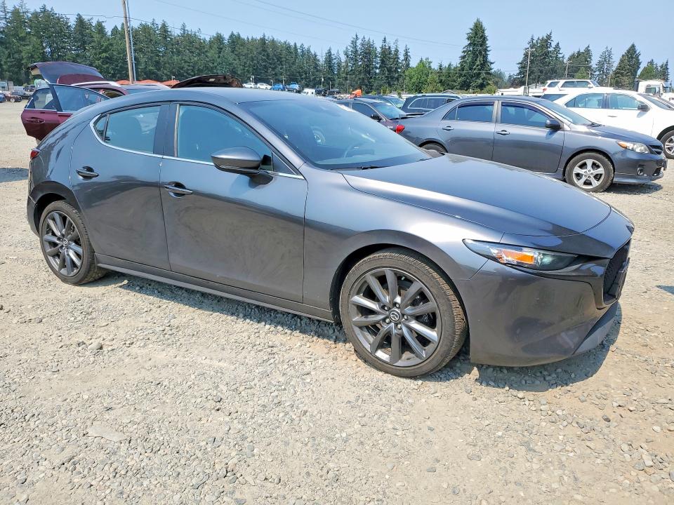 Photo 4 from auction – 2020 MAZDA 3 with VIN JM1BPALM3L1154466