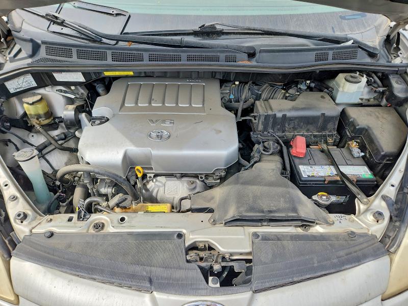 Photo 11 from auction – 2010 TOYOTA SIENNA with VIN 5TDYK4CC2AS295434