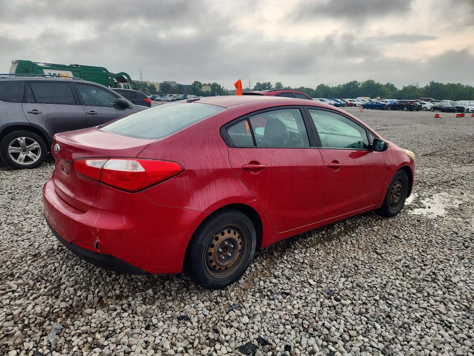 Photo 3 from auction – 2015 KIA FORTE with VIN KNAFX4A6XF5354231