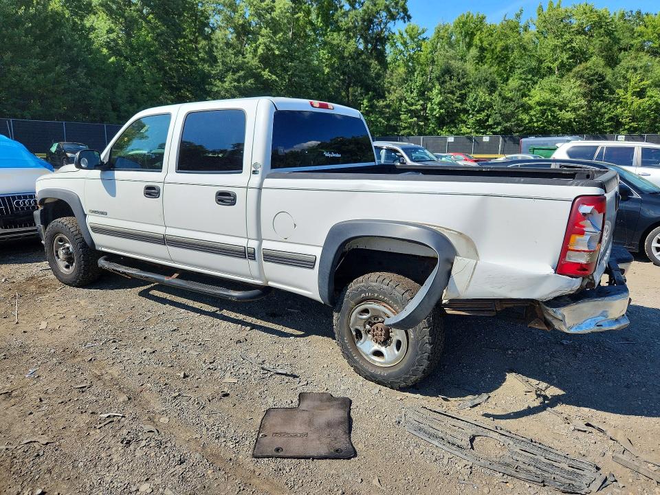 Photo 2 from auction – 2002 CHEVROLET SILVERADO with VIN 1GCHK23U52F242483