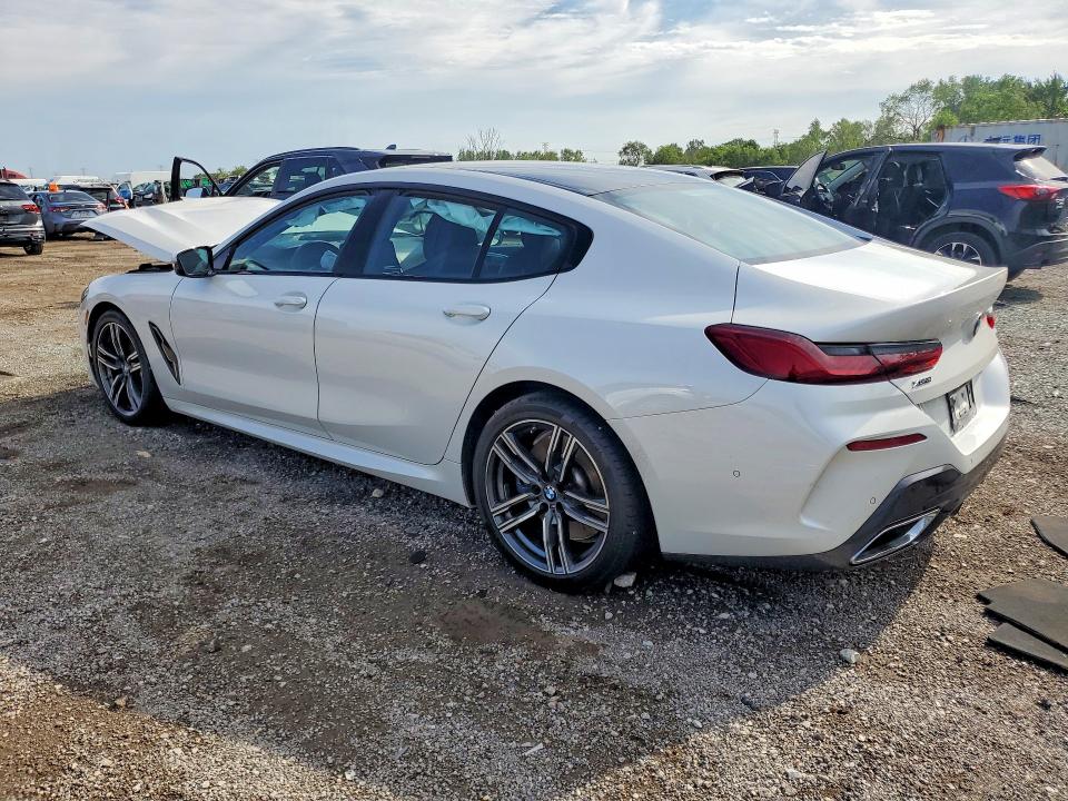 Foto 2 de la subasta – 2023 BMW 840XI con VIN WBAGV4C04PCL65628