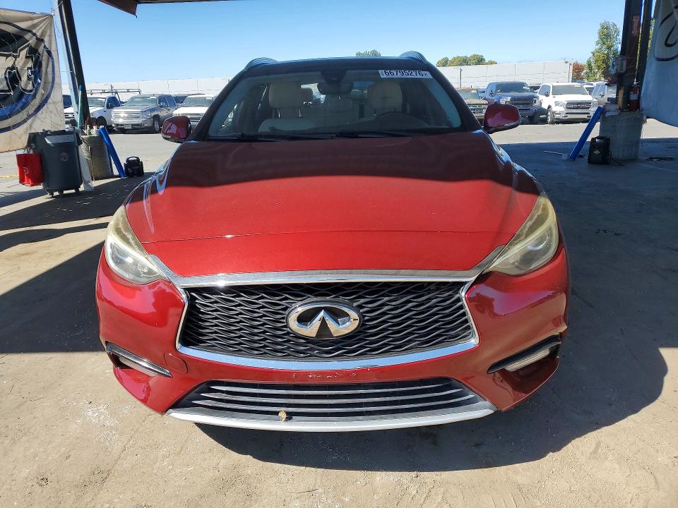 Photo 5 from auction – 2017 INFINITI QX30 with VIN SJKCH5CP8HA025159