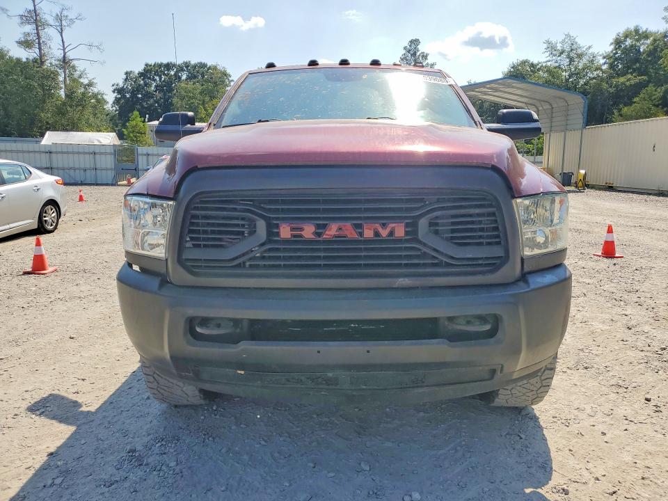 Photo 5 from auction – 2018 RAM 2500 with VIN 3C6UR5CL1JG380383