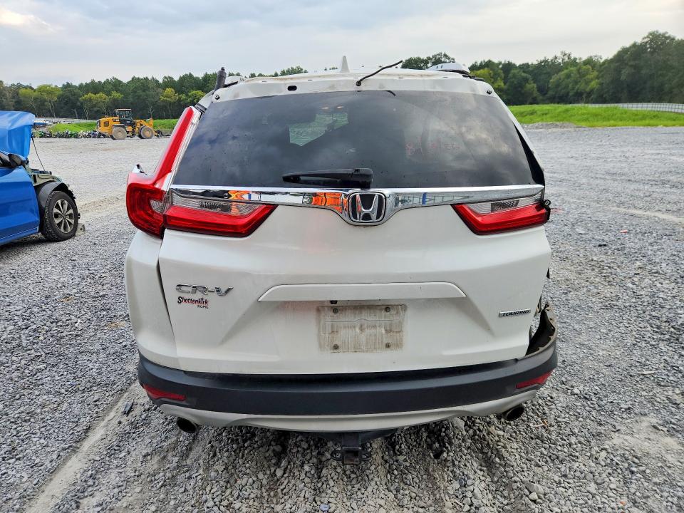 Photo 6 from auction – 2019 HONDA CR-V with VIN 7FARW1H92KE012657