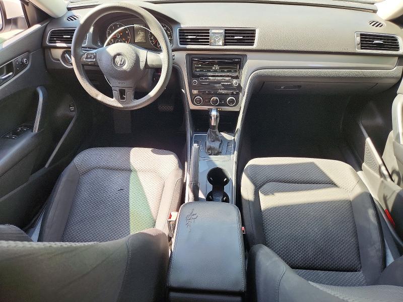 Photo 8 from auction – 2012 VOLKSWAGEN PASSAT with VIN 1VWAP7A34CC018535