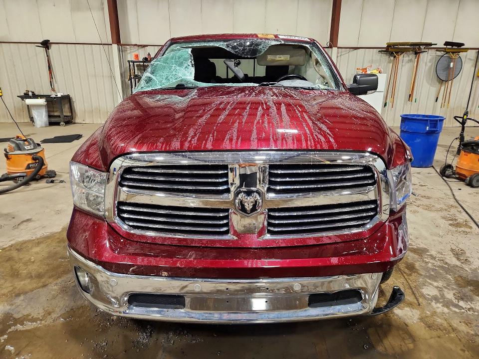 Photo 5 from auction – 2017 RAM 1500 with VIN 1C6RR7LT9HS829376