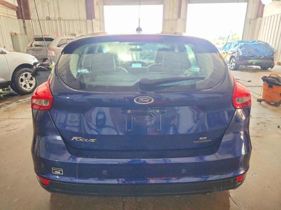 Photo 6 from auction – 2016 FORD FOCUS with VIN 1FADP3K22GL386237