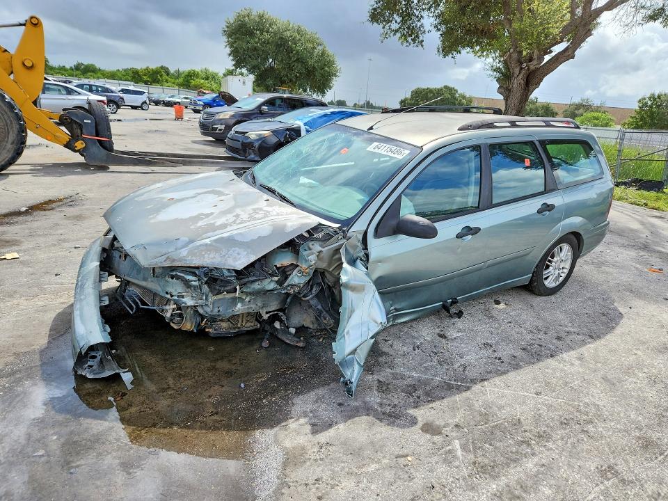 FORD FOCUS 2003 with VIN 1FAFP36383W213942 - Photo from auction