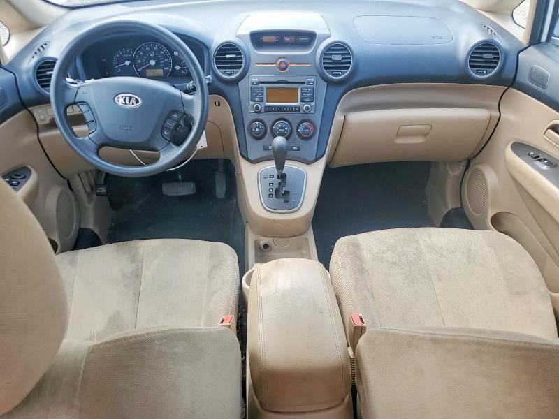 Photo 8 from auction – 2009 KIA RONDO with VIN KNAFG528197237202