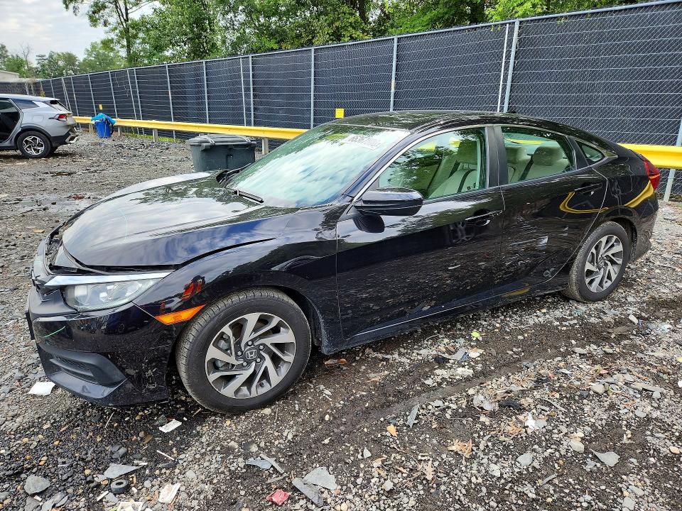 HONDA CIVIC 2017 with VIN 2HGFC2F72HH530691 - Photo from auction