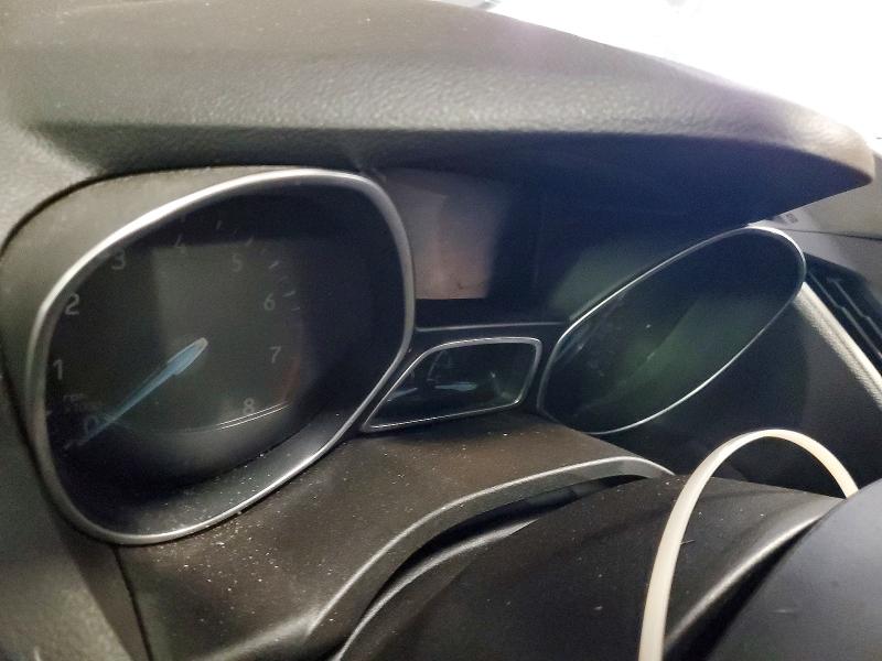 Photo 9 from auction – 2019 FORD ESCAPE with VIN 1FMCU9J92KUA28327