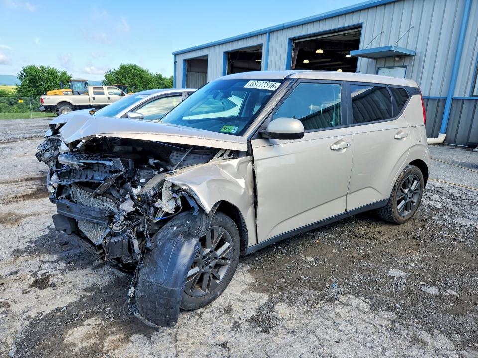 KIA SOUL 2020 with VIN KNDJ33AU0L7008058 - Photo from auction