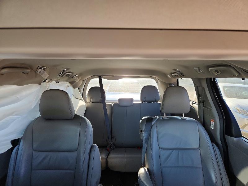 Photo 10 from auction – 2017 TOYOTA SIENNA with VIN 5TDYZ3DC6HS826522