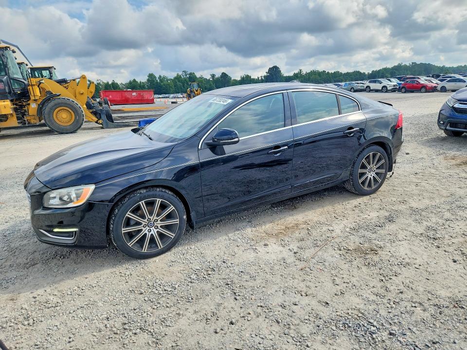 Фото 1 с аукциона – 2016 VOLVO S60 с VIN LYV402FK3GB092921