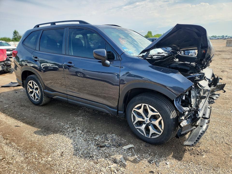 Photo 4 from auction – 2019 SUBARU FORESTER with VIN JF2SKAGC7KH450162