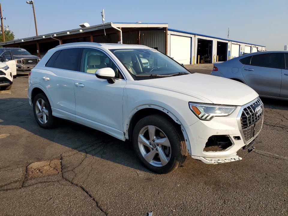 Foto 4 de la subasta – 2020 AUDI Q3 con VIN WA1BECF30L1107149