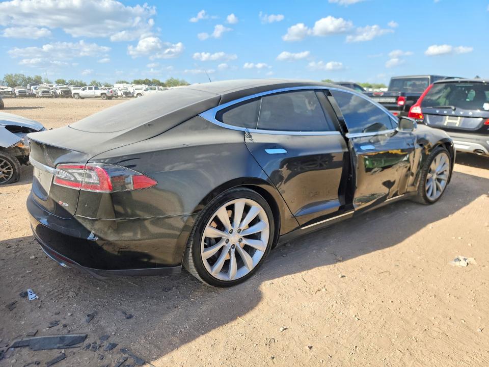 Photo 3 from auction – 2013 TESLA MODEL S with VIN 5YJSA1DP2DFP11600