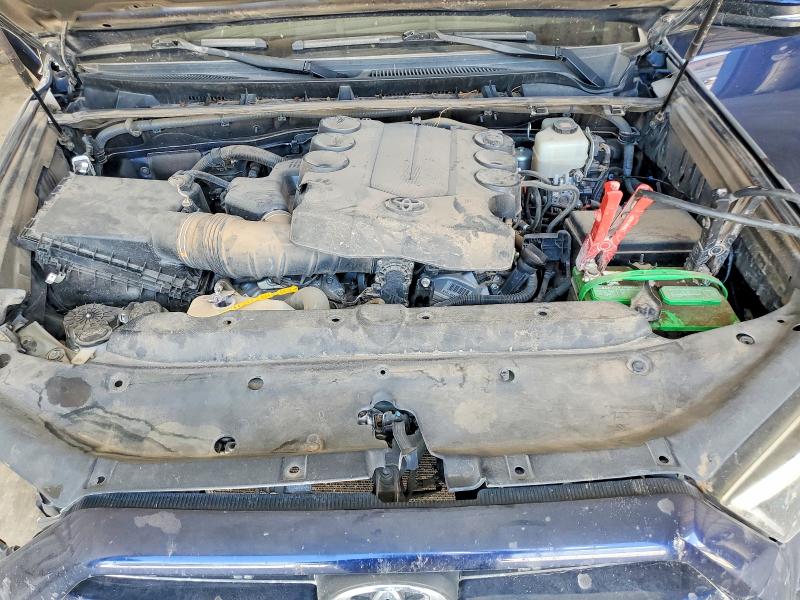 Photo 12 from auction – 2018 TOYOTA 4RUNNER with VIN JTEBU5JR7J5558306