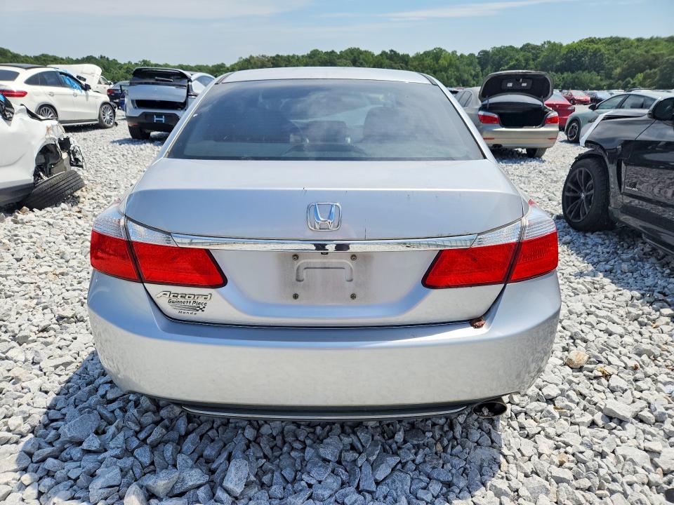 Photo 6 from auction – 2015 HONDA ACCORD with VIN 1HGCR2F37FA127753