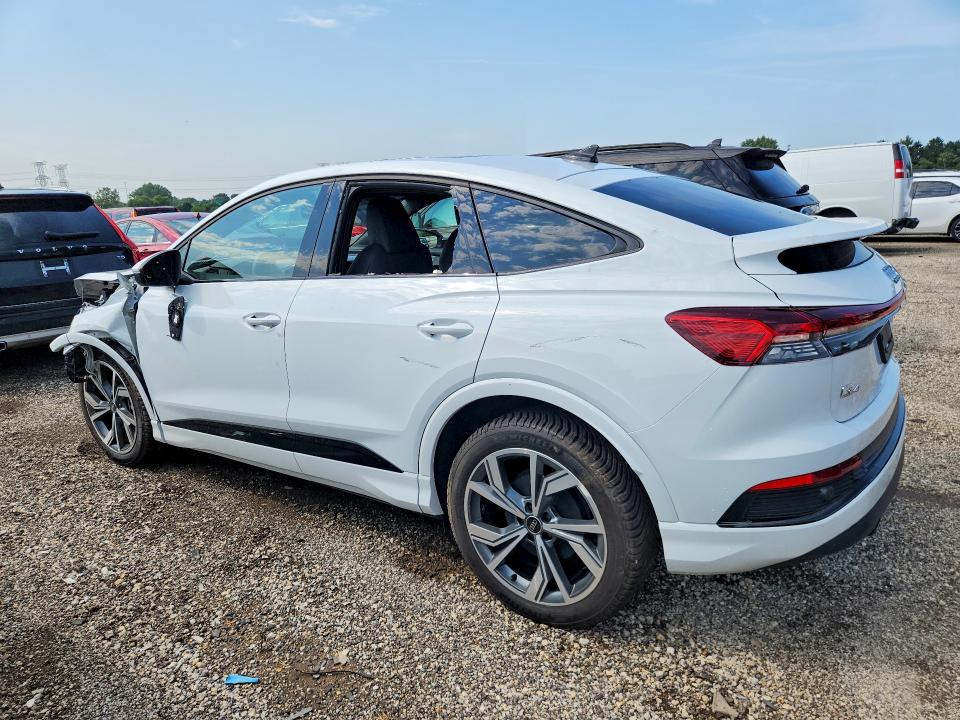 Foto 2 de la subasta – 2024 AUDI Q4 E-TRON con VIN WA12UBFZ1RP064948