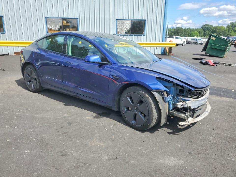 Photo 4 from auction – 2022 TESLA MODEL 3 with VIN 5YJ3E1EA1NF370727