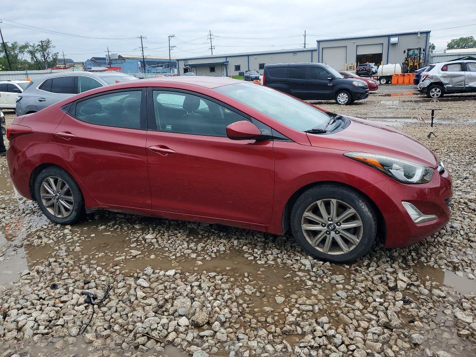 Photo 4 from auction – 2016 HYUNDAI ELANTRA with VIN 5NPDH4AE2GH683022