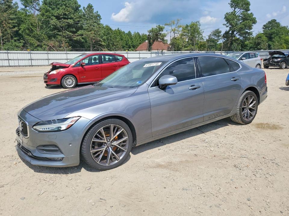 VOLVO S90 2018 z numerem VIN LVY982AK1JP033103 - Zdjęcie z aukcji