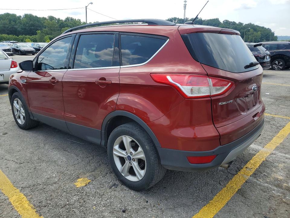 Photo 2 from auction – 2015 FORD ESCAPE with VIN 1FMCU9G92FUB91475