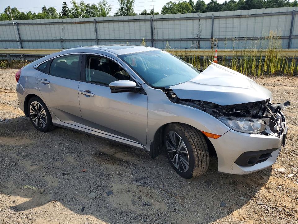 Photo 4 from auction – 2018 HONDA CIVIC with VIN JHMFC1F39JX016844