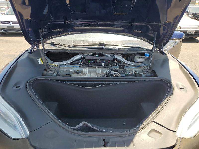 Photo 11 from auction – 2017 TESLA MODEL S with VIN 5YJSA1E22HF181900