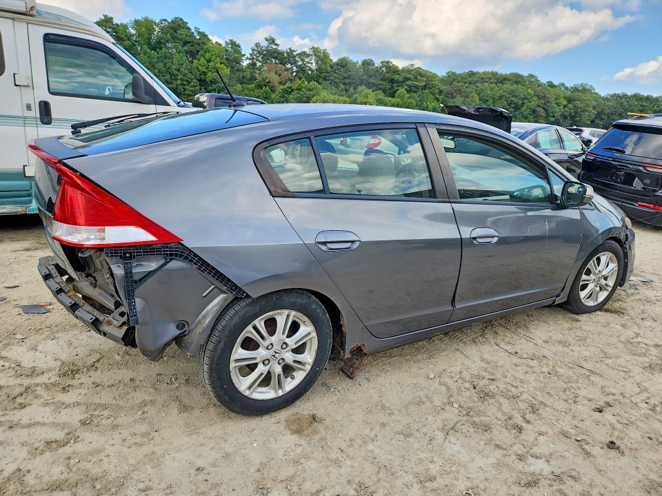 Photo 3 from auction – 2010 HONDA INSIGHT with VIN JHMZE2H78AS012858
