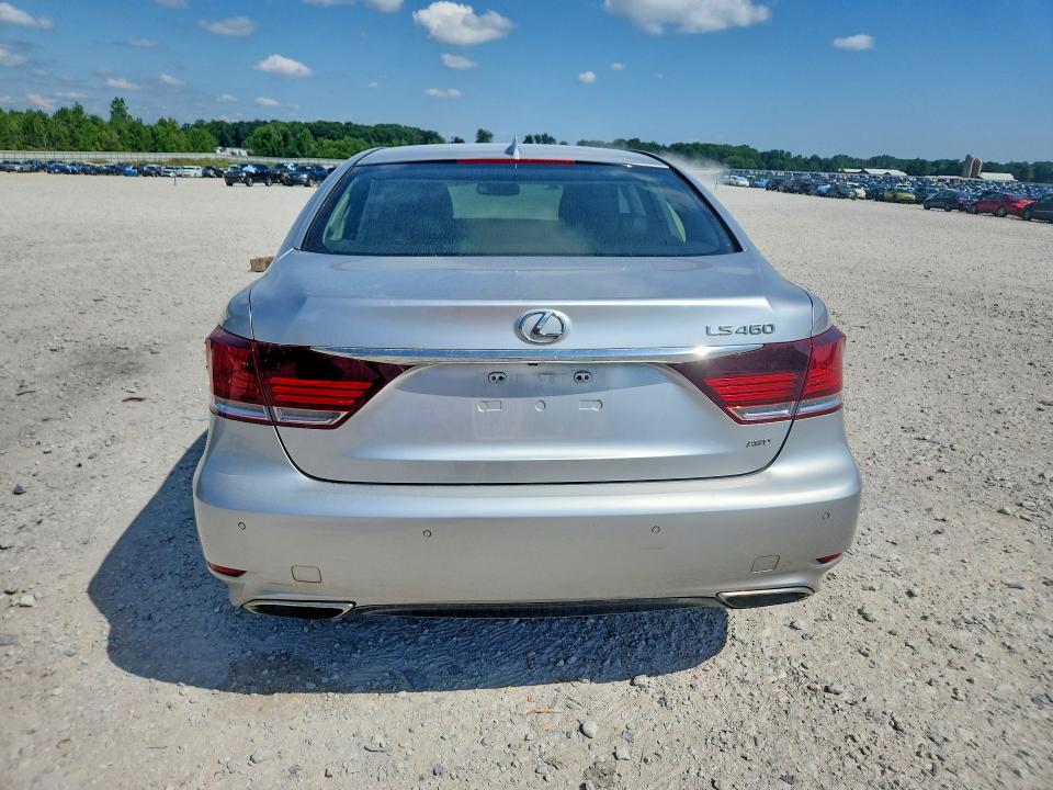 Photo 6 from auction – 2014 LEXUS LS with VIN JTHCL5EF9E5021677