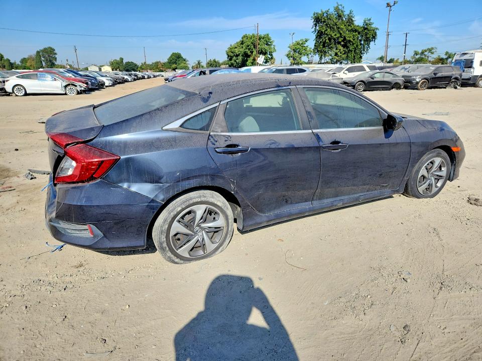 Photo 3 from auction – 2019 HONDA CIVIC with VIN 2HGFC2F65KH573520