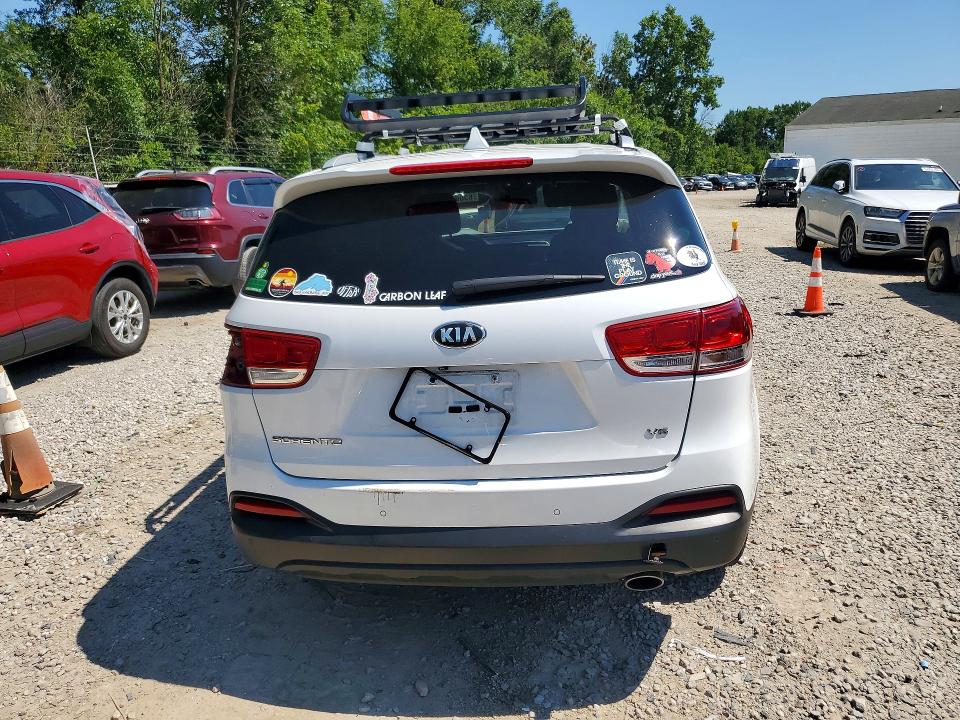Photo 6 from auction – 2017 KIA SORENTO with VIN 5XYPG4A52HG225540