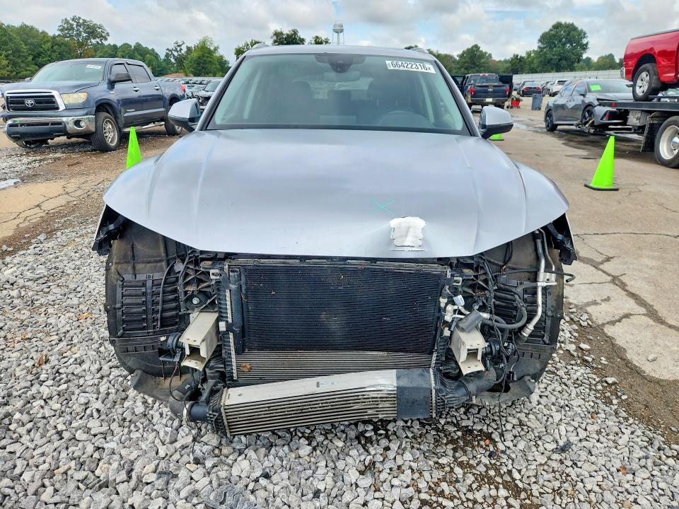 Photo 5 from auction – 2019 AUDI Q5 with VIN WA1BNAFY0K2041369