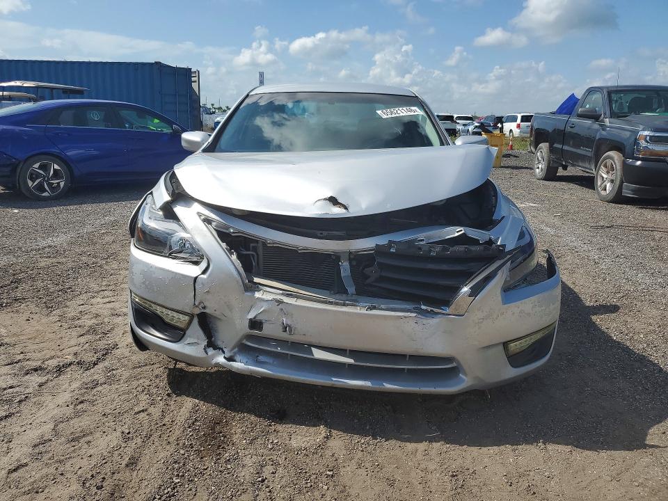 Photo 5 from auction – 2015 NISSAN ALTIMA with VIN 1N4AL3AP1FN327789