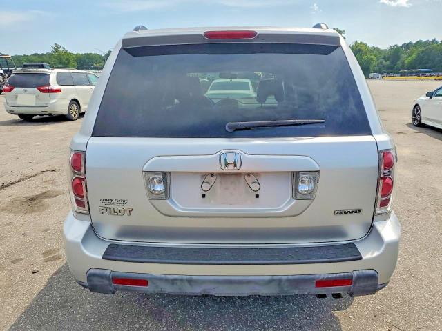 Photo 6 from auction – 2006 HONDA PILOT with VIN 5FNYF18456B012024