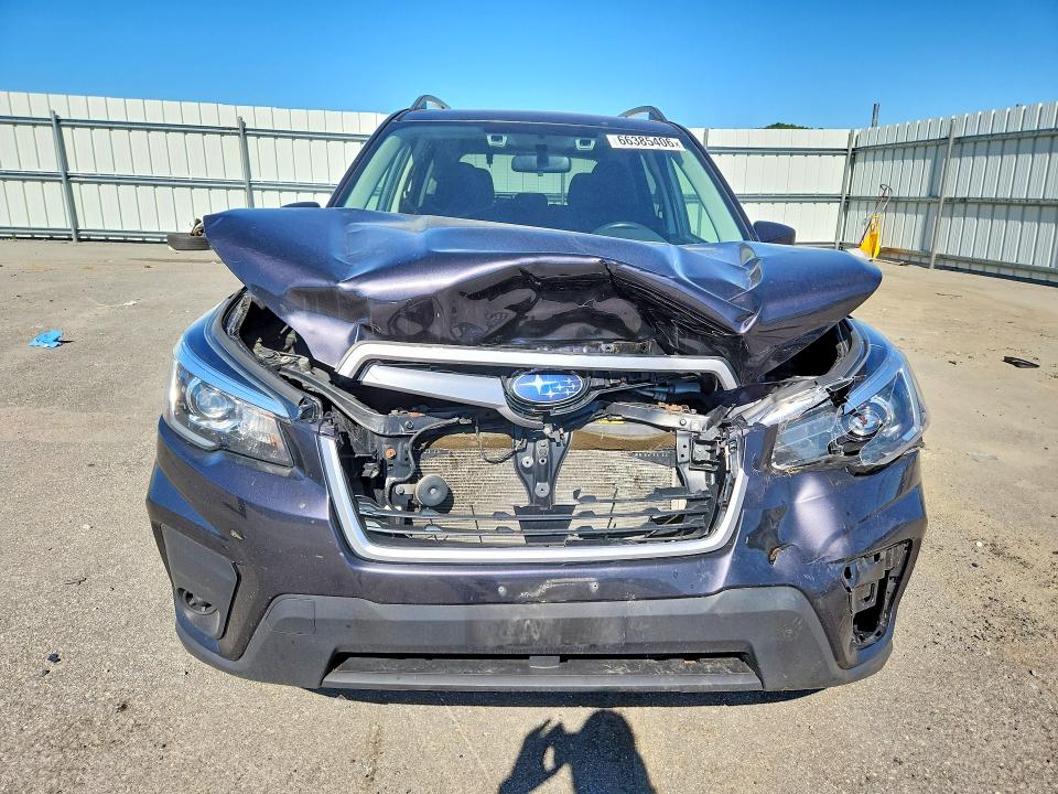 Photo 5 from auction – 2019 SUBARU FORESTER with VIN JF2SKAEC8KH410806