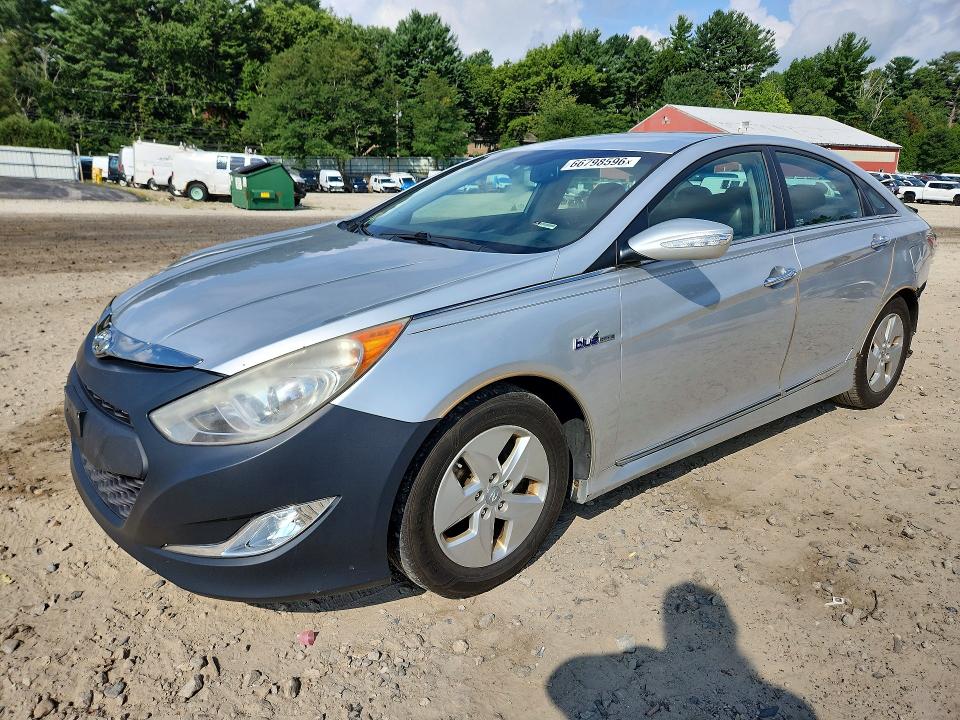 HYUNDAI SONATA 2012 with VIN KMHEC4A44CA055177 - Photo from auction