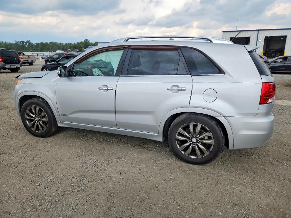 Photo 2 from auction – 2013 KIA SORENTO with VIN 5XYKWDA27DG312699