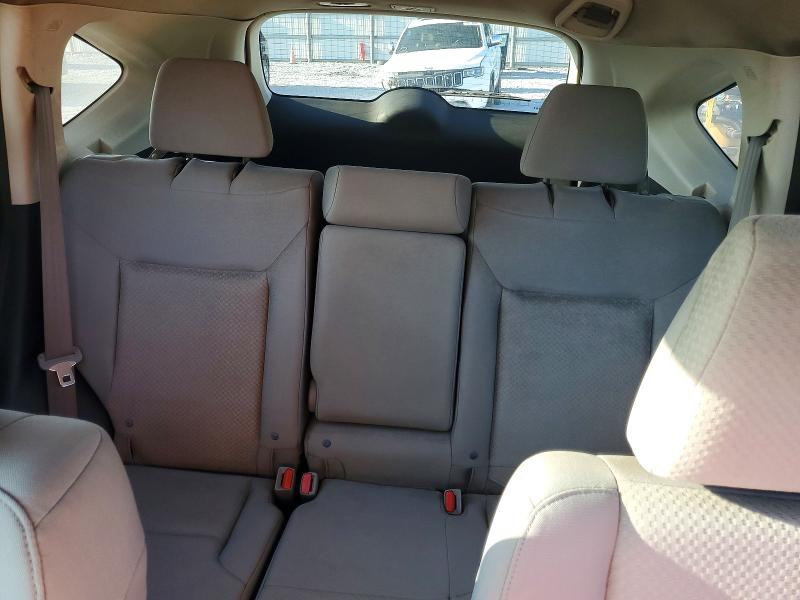 Photo 10 from auction – 2016 HONDA CR-V with VIN 2HKRM3H49GH506394