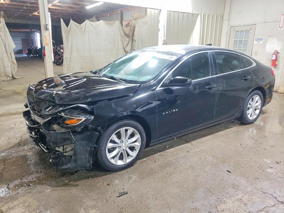 CHEVROLET MALIBU 2020 with VIN 1G1ZD5ST1LF046057 - Photo from auction