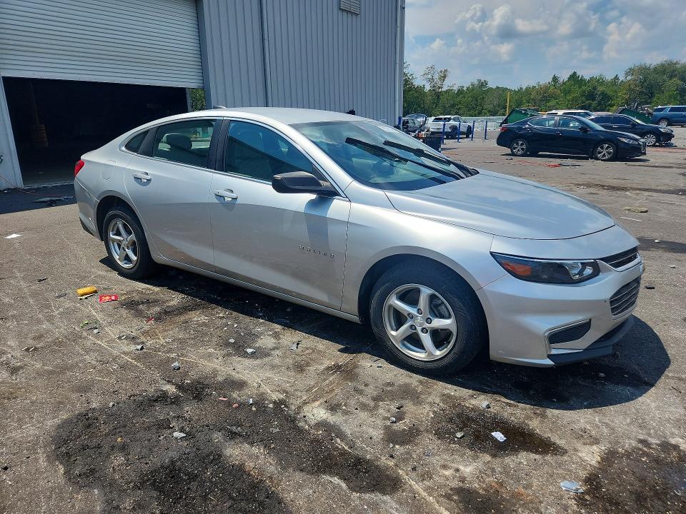 Photo 4 from auction – 2016 CHEVROLET MALIBU with VIN 1G1ZC5ST6GF268098