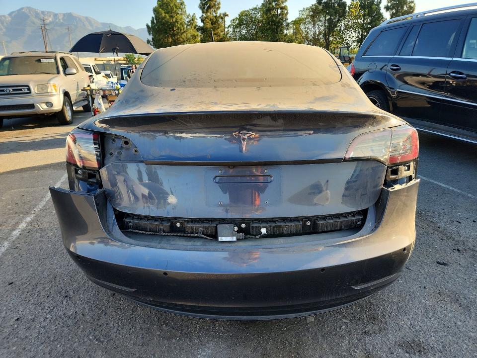 Photo 6 from auction – 2018 TESLA MODEL 3 with VIN 5YJ3E1EA3JF157661
