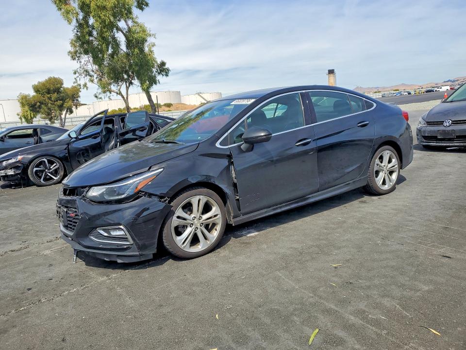 CHEVROLET CRUZE 2017 with VIN 1G1BF5SM3H7185922 - Photo from auction