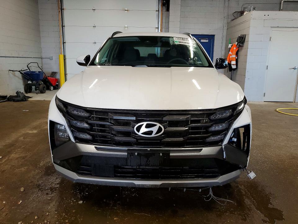Photo 5 from auction – 2025 HYUNDAI TUCSON with VIN 5NMJBCDE5SH560928