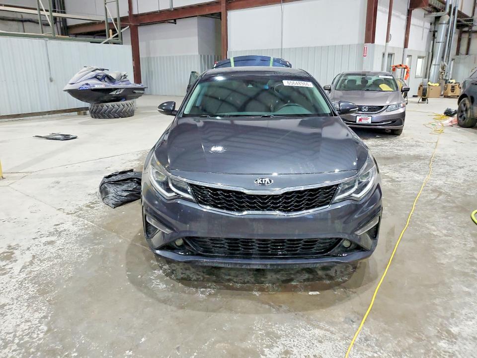 Photo 5 from auction – 2019 KIA OPTIMA with VIN 5XXGT4L35KG315848