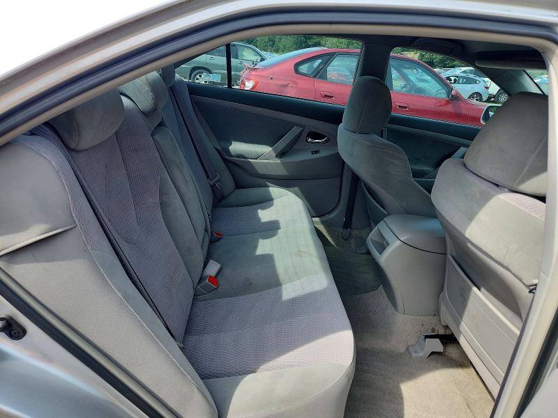 Photo 10 from auction – 2010 TOYOTA CAMRY with VIN 4T1BF3EK1AU012604