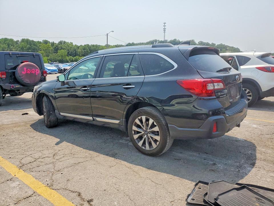 Photo 2 from auction – 2019 SUBARU OUTBACK with VIN 4S4BSETC2K3298960